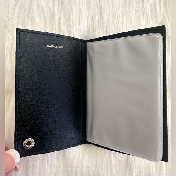 BURBERRY LUXURY CARDHOLDER - Picture 7 of 9